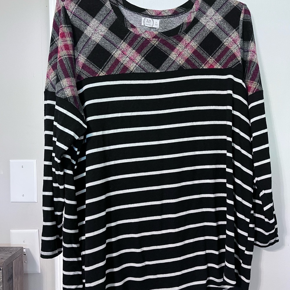 Checkered/strip long sleeve